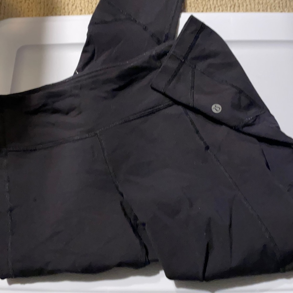 Cropped Lululemon leggings